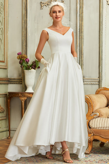 Robe De Mariée Moderne En Soie