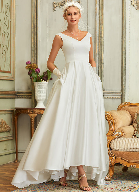 Robe De Mariée Moderne En Soie