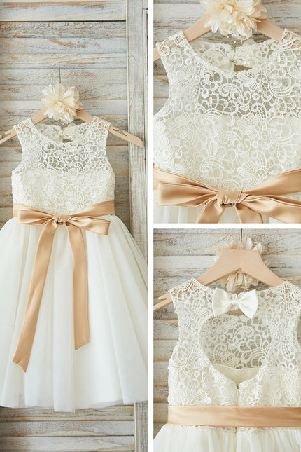 Robe Enfant Dentelle Élégante Avec Nœud