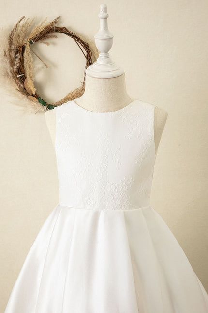 Robe Enfant Satinée Élégante À Traîne - gallery 1