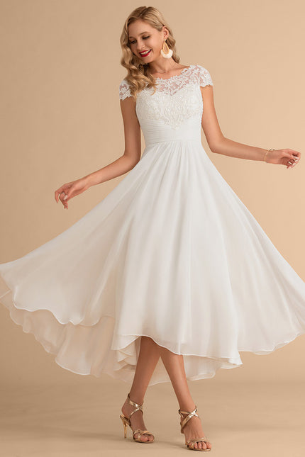 Robe Nuptiale Fluide À Dentelle.