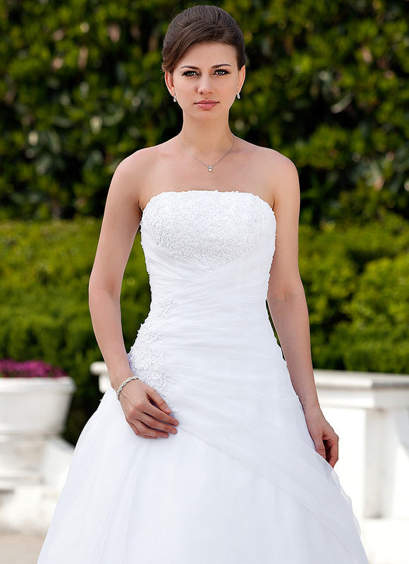 Robe Nuptiale Élégante En Satin. - gallery 6