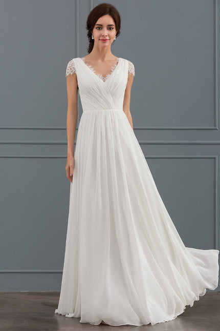 Robe Nuptiale Fluide À Dentelle Raffinée - gallery 1