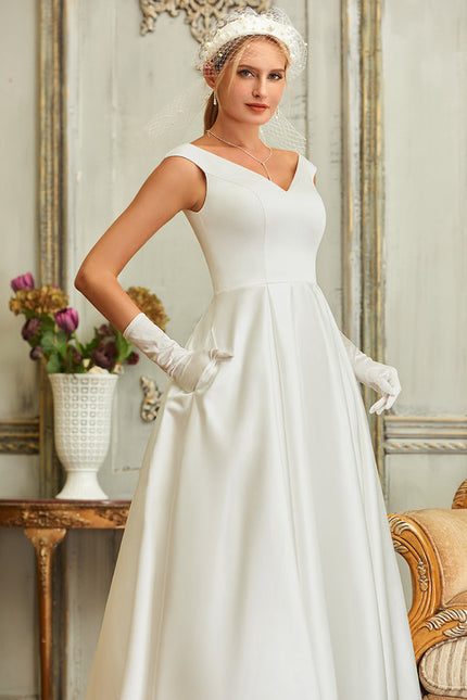 Robe De Mariée Moderne En Soie - gallery 3