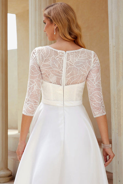 Robe Nuptiale Satinée À Volants. - gallery 1