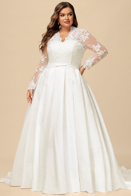 Robe Nuptiale Satinée À Manches En Dentelle - gallery 5