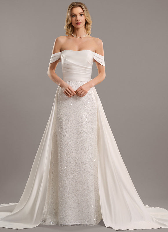 Robe De Mariée Satinée À Traîne