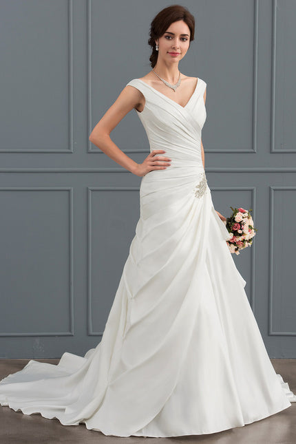 Robe Nuptiale Satinée À Drapés Élégants - gallery 1