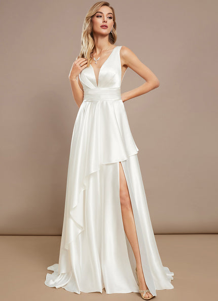 Robe De Mariee Satinée À Fente