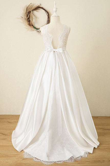 Robe Enfant Satinée Élégante À Traîne