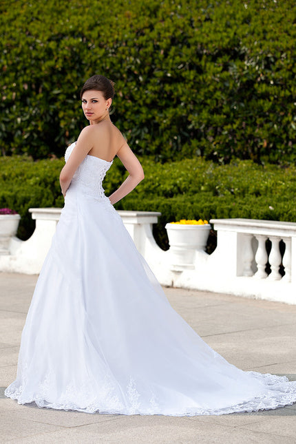 Robe Nuptiale Élégante En Satin. - gallery 1