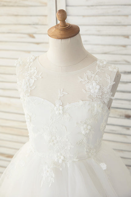 Robe Enfant Élégante À Traîne. - gallery 2