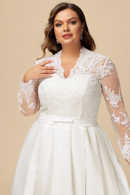 Robe Nuptiale Satinée À Manches En Dentelle - gallery 6