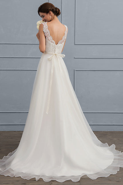 Robe Nuptiale Élégante À Traîne Fluide - gallery 1