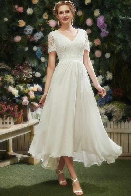 Robe Nuptiale Fluide À Dentelle - gallery 1