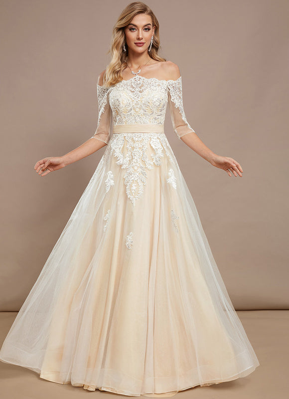 Robe Nuptiale Élégante En Tulle.