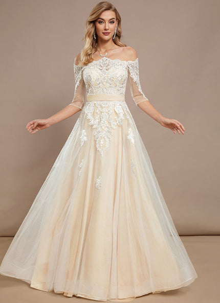 Robe Nuptiale Élégante En Tulle.