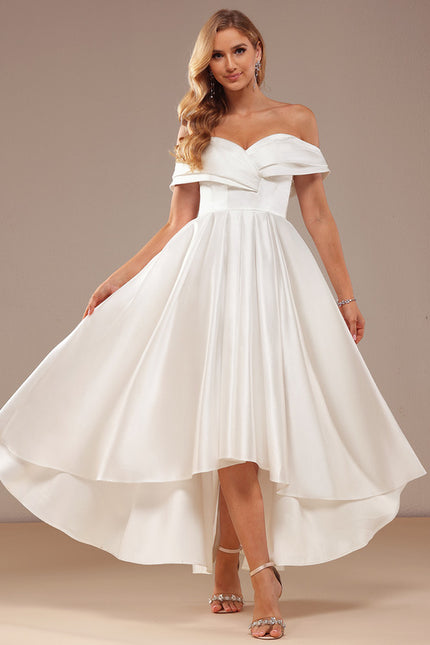Robe Nuptiale Satinée Épurée Élégante