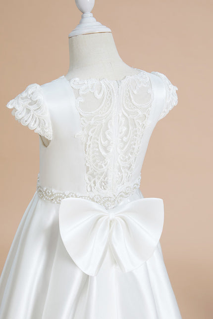Robe Enfant Satinée Élégante Avec Dentelle - gallery 2