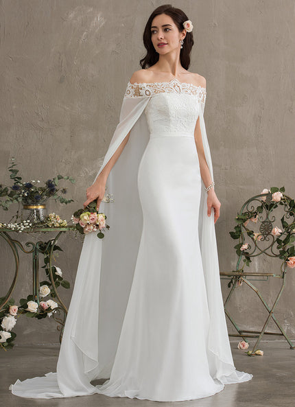 Robe Nuptiale Élégante Avec Cape.