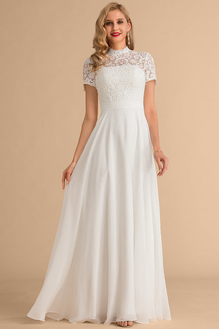Robe Nuptiale Col Montant Romantique